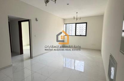 Apartment - 1 Bedroom - 2 Bathrooms for rent in Al Mamzar Plaza - Al Taawun Street - Al Taawun - Sharjah