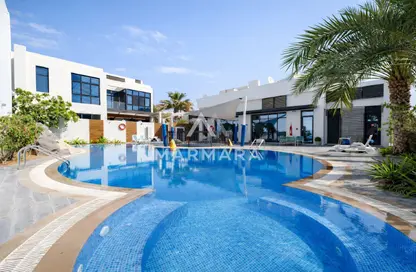 Villa - 4 Bedrooms - 5 Bathrooms for rent in Umm Suqeim 2 Villas - Umm Suqeim 2 - Umm Suqeim - Dubai