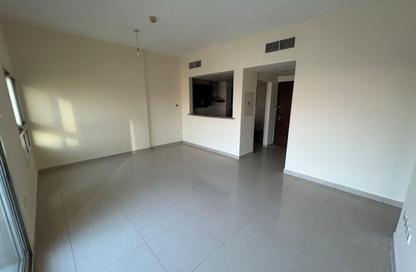 Apartment - 2 - 3 for rent in Centrium Tower 1 - Centrium Towers - Dubai Production City (IMPZ) - Dubai
