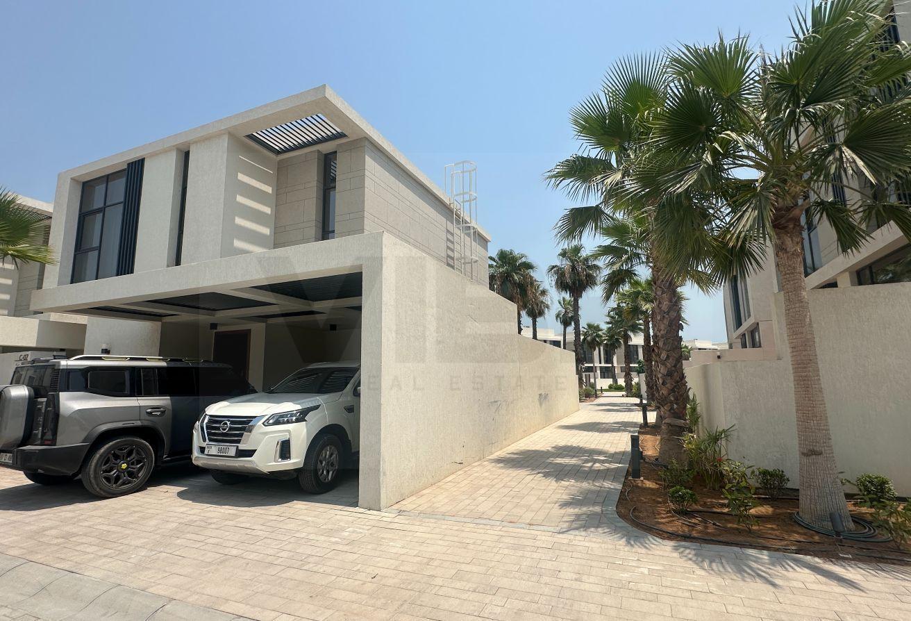 3 Bed + Maids Room I Close to the Beach