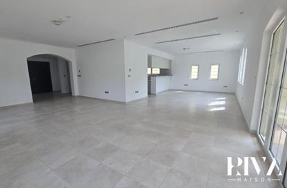 Villa - 3 Bedrooms - 3 Bathrooms for rent in Jumeirah Park - Dubai