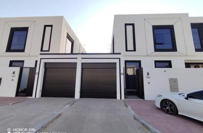 Villa - 4 Bedrooms - 5 Bathrooms for rent in Mirdif Villas - Mirdif - Dubai
