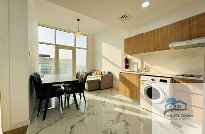 Apartment - 1 Bedroom - 1 Bathroom for rent in Oasis Residences - Masdar City - Abu Dhabi