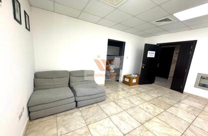 Office Space - Studio for rent in Al Shaikh Building 5 - Al Khabaisi - Deira - Dubai Office Space - Studio for rent in Al Shaikh Building 5 - Al Khabaisi - Deira - Dubai