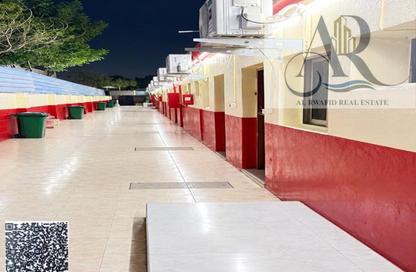 Labor Camp - Studio - 7+ for rent in Al Sajaa S - Al Sajaa - Sharjah
