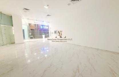 Shop - Studio - 4 Bathrooms for rent in Al Barsha 1 - Al Barsha - Dubai