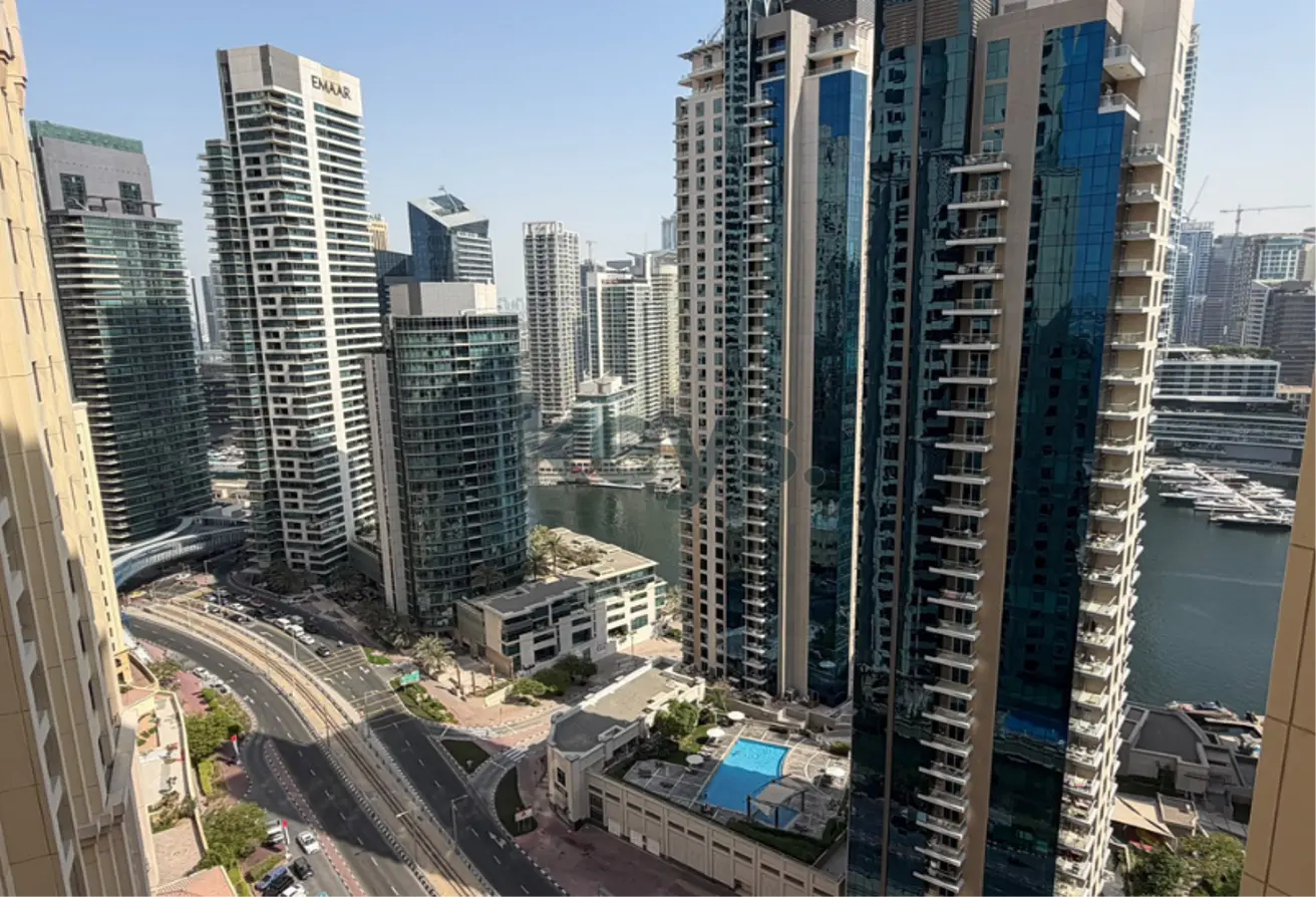 160557893 - Property Main Image