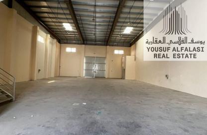 Warehouse - Studio - 2 Bathrooms for rent in Umm Al Thuoob - Umm Al Quwain