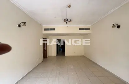 Apartment - 2 Bedrooms - 2 Bathrooms for rent in Sunrise Building - Al Nahda 2 - Al Nahda - Dubai