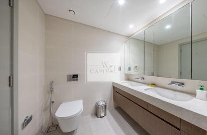 Apartment - 2 Bedrooms - 2 Bathrooms for sale in Beach Isle Tower 1 - Beach Isle - Emaar Beachfront - Dubai Harbour - Dubai