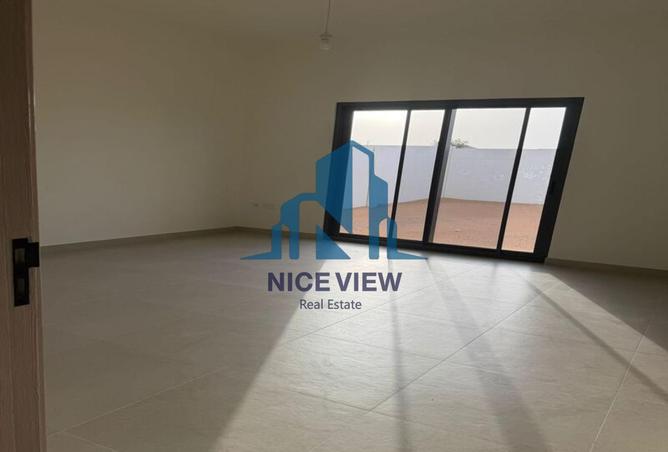 81945675 - Property Image 3