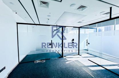 Office Space - 3 Bedrooms - 1 Bathroom for rent in Park Lane Tower - Business Bay - Dubai