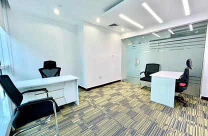 Office Space - Studio - 4 Bathrooms for rent in Hamdan Street - Abu Dhabi