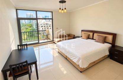 Apartment - Studio - 1 for rent in The Links Canal Apartments - The Links - The Views - Dubai