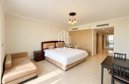 Apartment - Studio - 1 for rent in The Links Canal Apartments - The Links - The Views - Dubai