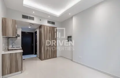 Apartment - 1 Bathroom for sale in Hera Tower - Dubai Sports City - Dubai
