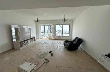 Apartment - 2 - 2 for rent in Al Majaz 2 - Al Majaz - Sharjah Apartment - 2 - 2 for rent in Al Majaz 2 - Al Majaz - Sharjah