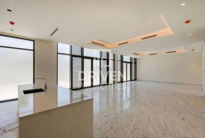 163260149 - Property Image 3