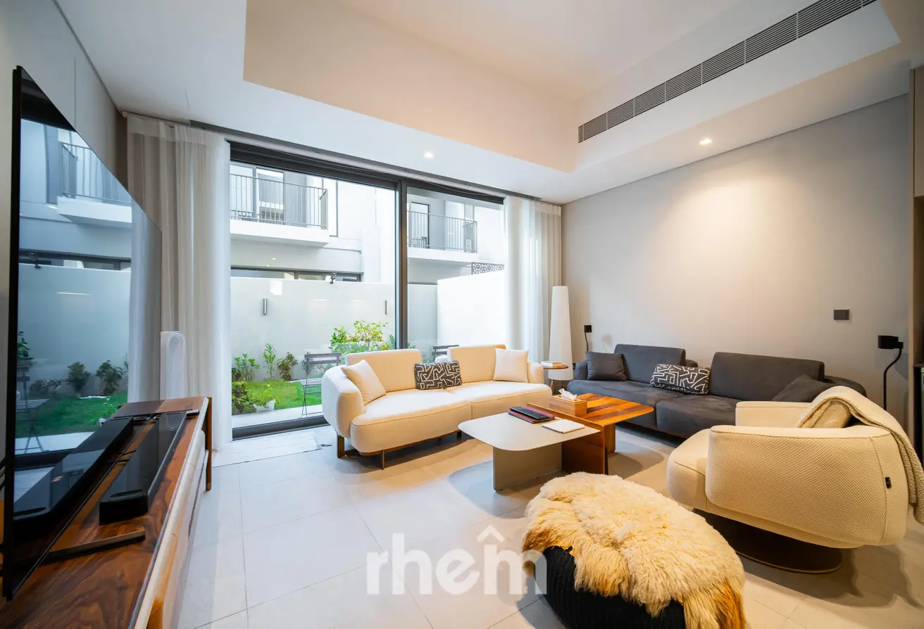 100840734 - Property Main Image