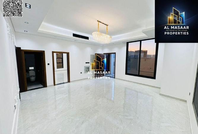 67452120 - Property Image 2