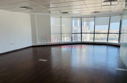 Office Space - Studio - 1 Bathroom for rent in The Regal Tower - Business Bay - Dubai