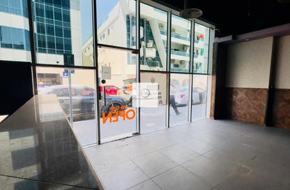 Shop - Studio - 1 Bathroom for rent in The Business Center - Al Hamriya - Bur Dubai - Dubai