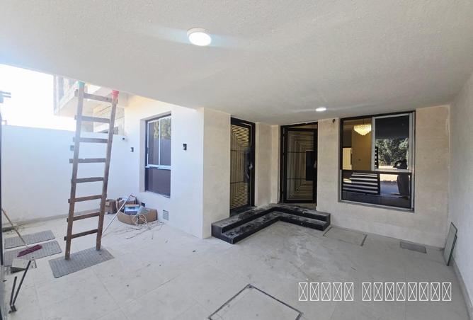 79002130 - Property Image 2