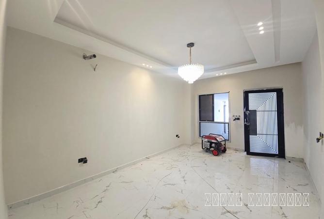 79002130 - Property Image 3