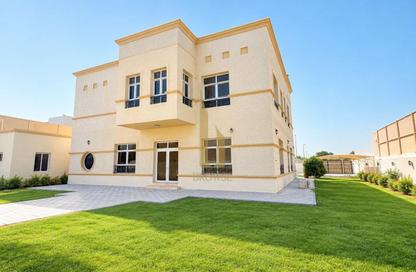 Villa - 5 - 5 for rent in Al Barsha 3 - Al Barsha - Dubai