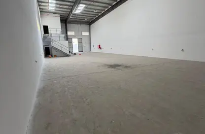 مستودع - استوديو - 1 حمام للايجار في مبني علي موسى - الصجعة الصناعية - الصجعة - الشارقة