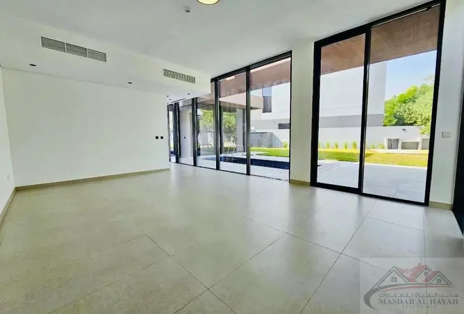 67068001 - Property Image 2