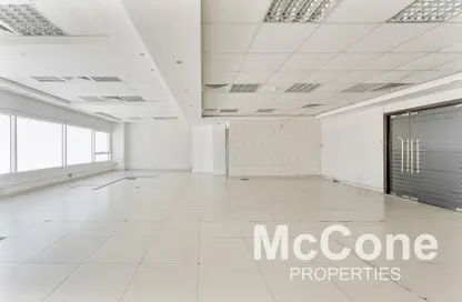 Office Space - Studio - 1 Bathroom for rent in Al Joud Centre - Al Quoz - Dubai
