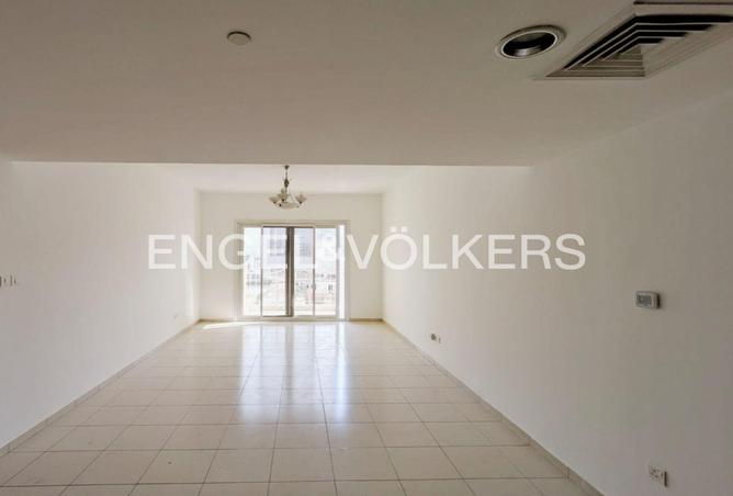 106403604 - Property Image 2