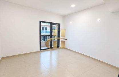 Villa - 4 - 6 for rent in Westar Casablanca - District 12 - Jumeirah Village Circle - Dubai