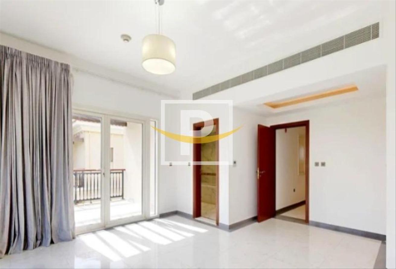 Luxury 4-Bedroom Villa| Bright | Ready to move in photo 5