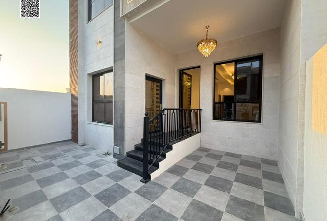 135602736 - Property Image 2