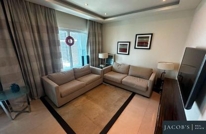 Apartment - 1 Bedroom - 2 Bathrooms for rent in Bonnington Tower - JLT Cluster J - Jumeirah Lake Towers - Dubai