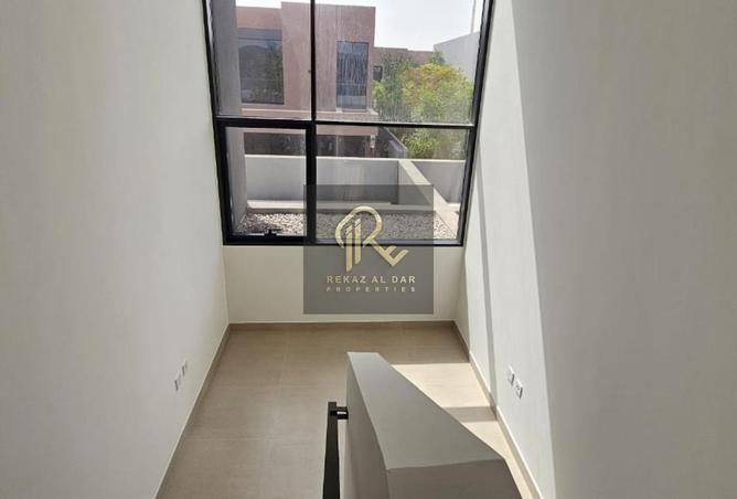 16298560 - صورة العقار 2