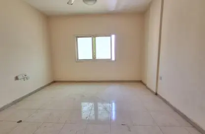 شقة - غرفة نوم - 1 حمام للايجار في بناية مويليح 29 - مويلح - الشارقة شقة - غرفة نوم - 1 حمام للايجار في بناية مويليح 29 - مويلح - الشارقة