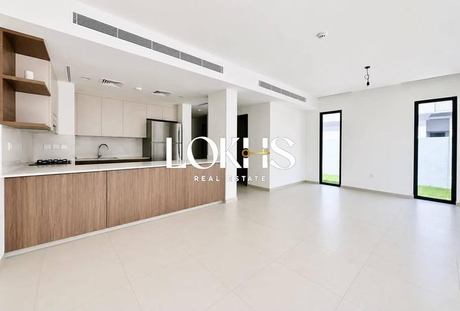 100864028 - Property Image 2