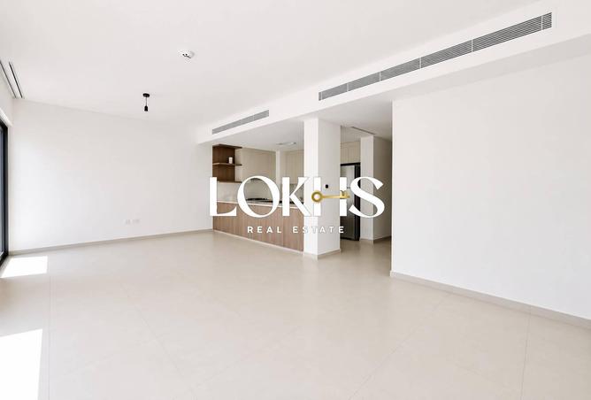 100864028 - Property Image 3