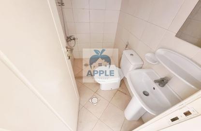 Apartment - 1 - 2 for rent in Muwailih Building - Muwaileh - Sharjah