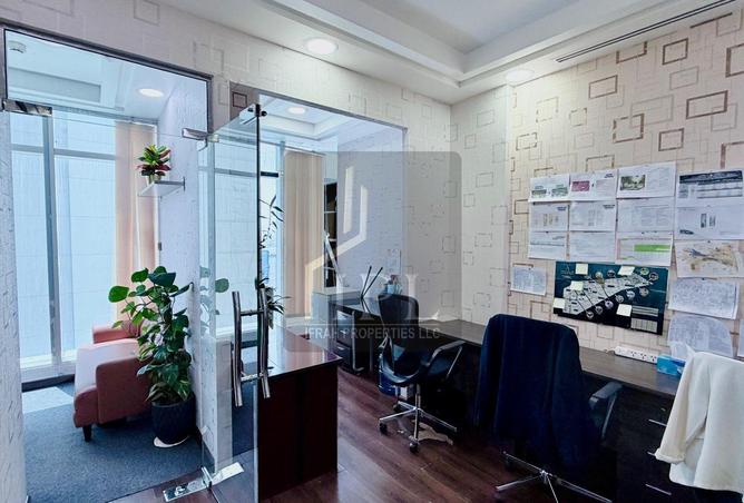 122001320 - Property Image 2