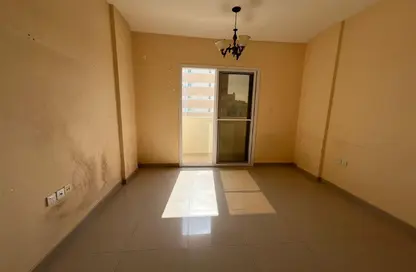 Apartment - 1 Bedroom - 1 Bathroom for rent in Al Qulaya'ah - Al Sharq - Sharjah