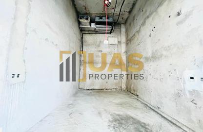 Shop - Studio for rent in Al Nasr Central Building - Oud Metha - Bur Dubai - Dubai
