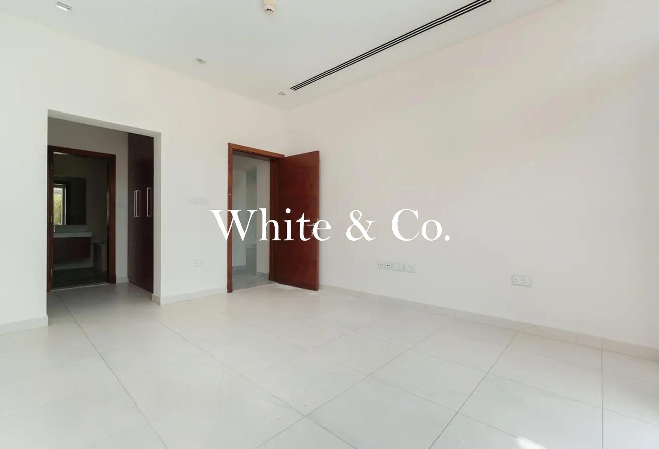 Recently | Good Location | Vacant photo 9