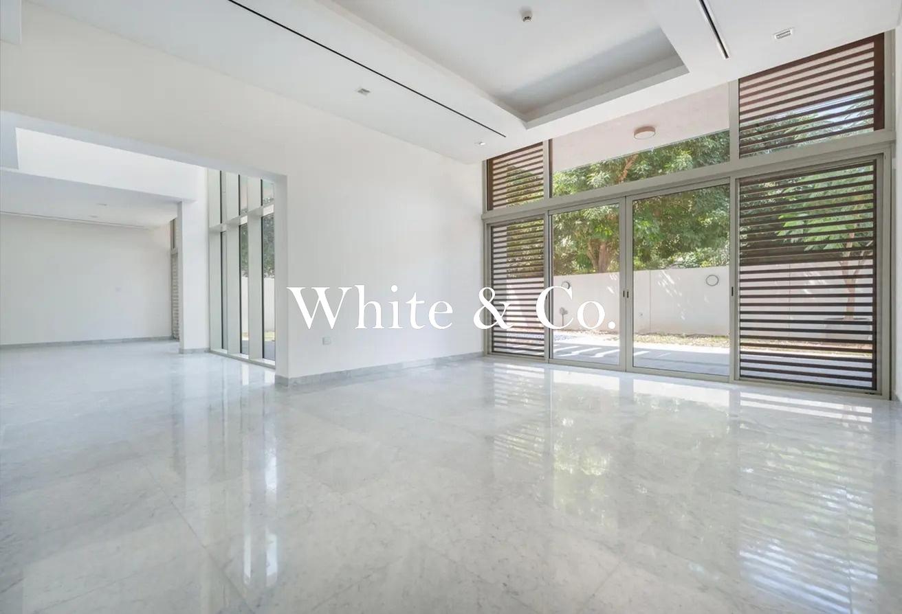 Recently | Good Location | Vacant photo 5