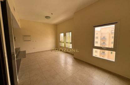 Apartment - Studio - 1 for rent in Al Thamam 07 - Al Thamam - Remraam - Dubai