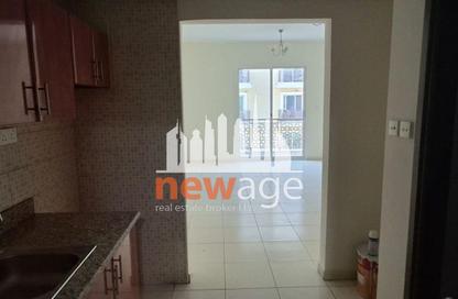 Apartment - Studio - 1 for rent in Building IC1-EMR-08 - Emirates Cluster - International City - Dubai Apartment - Studio - 1 for rent in Building IC1-EMR-08 - Emirates Cluster - International City - Dubai