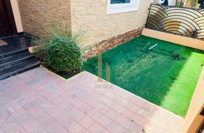Villa - 5 Bedrooms - 5 Bathrooms for rent in Jumeirah 2 Villas - Jumeirah 2 - Jumeirah - Dubai